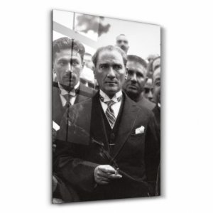 Milletiyle İç İçe Gazi Mustafa Kemal - Dikey Temperli Cam Tablo Modelleri ve Fiyatları | Tablobudur