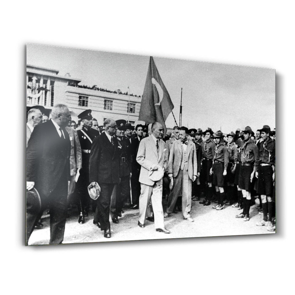 Yurt Gezisinde Mustafa Kemal Atatürk - Yatay Cam Tablo Modelleri Yurt Gezisinde Mustafa Kemal Atatürk - Yatay Temperli Cam Tablo Modelleri ve Fiyatları | Tablobudur
